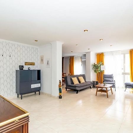 Maxwell House Valencia Apartment ภายนอก รูปภาพ