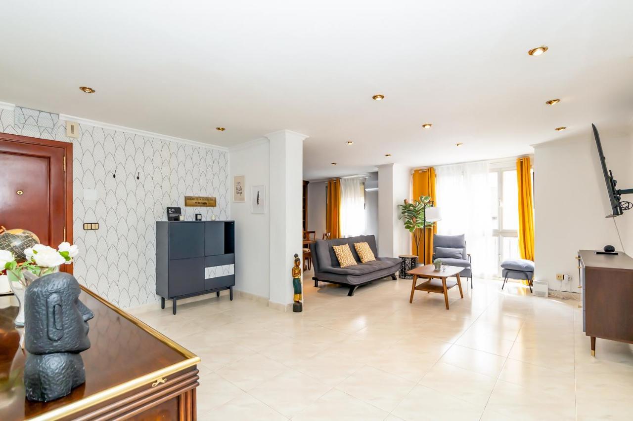 Maxwell House Valencia Apartment ภายนอก รูปภาพ