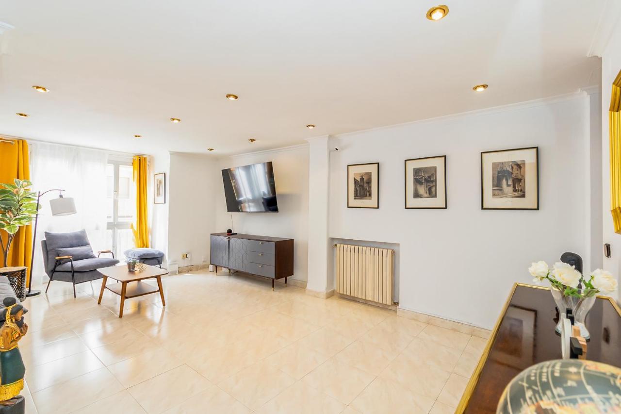 Maxwell House Valencia Apartment ภายนอก รูปภาพ