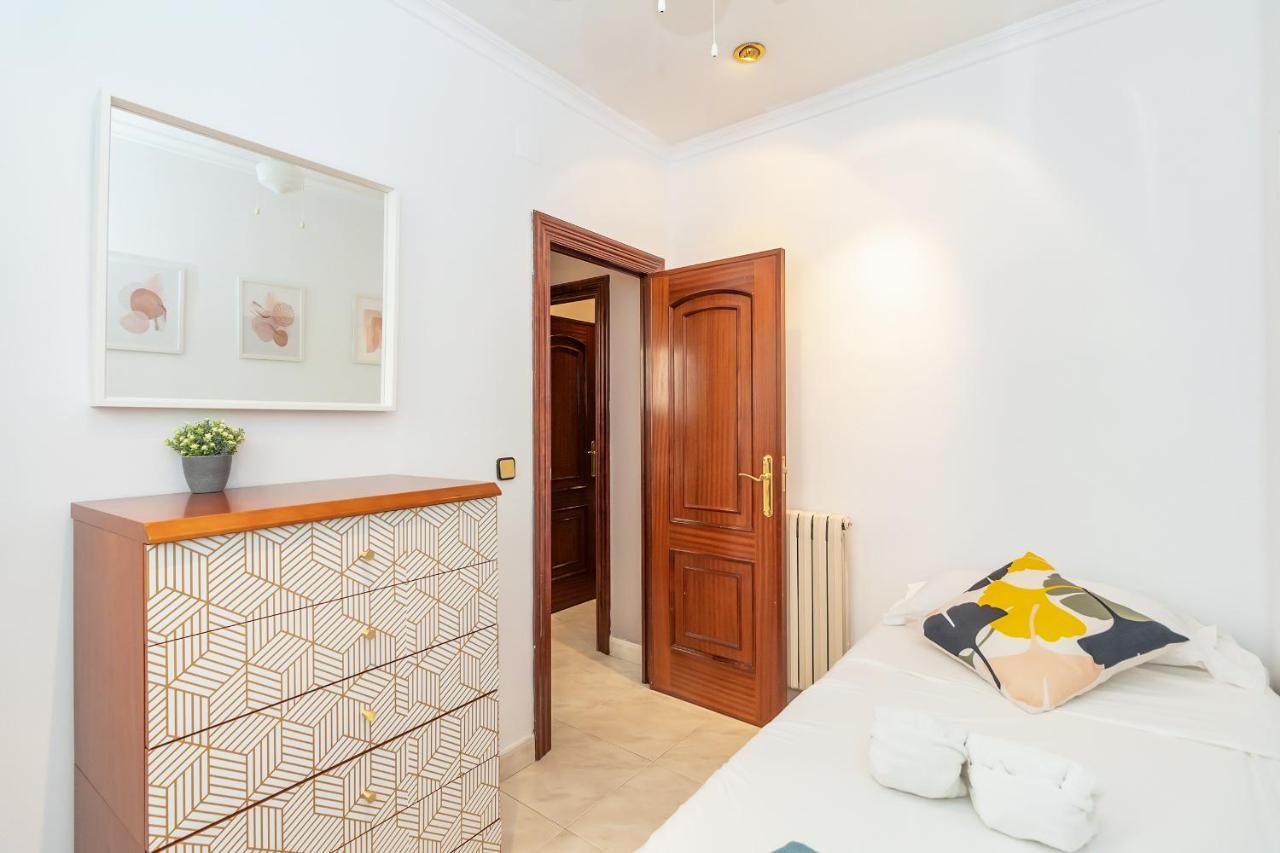 Maxwell House Valencia Apartment ภายนอก รูปภาพ