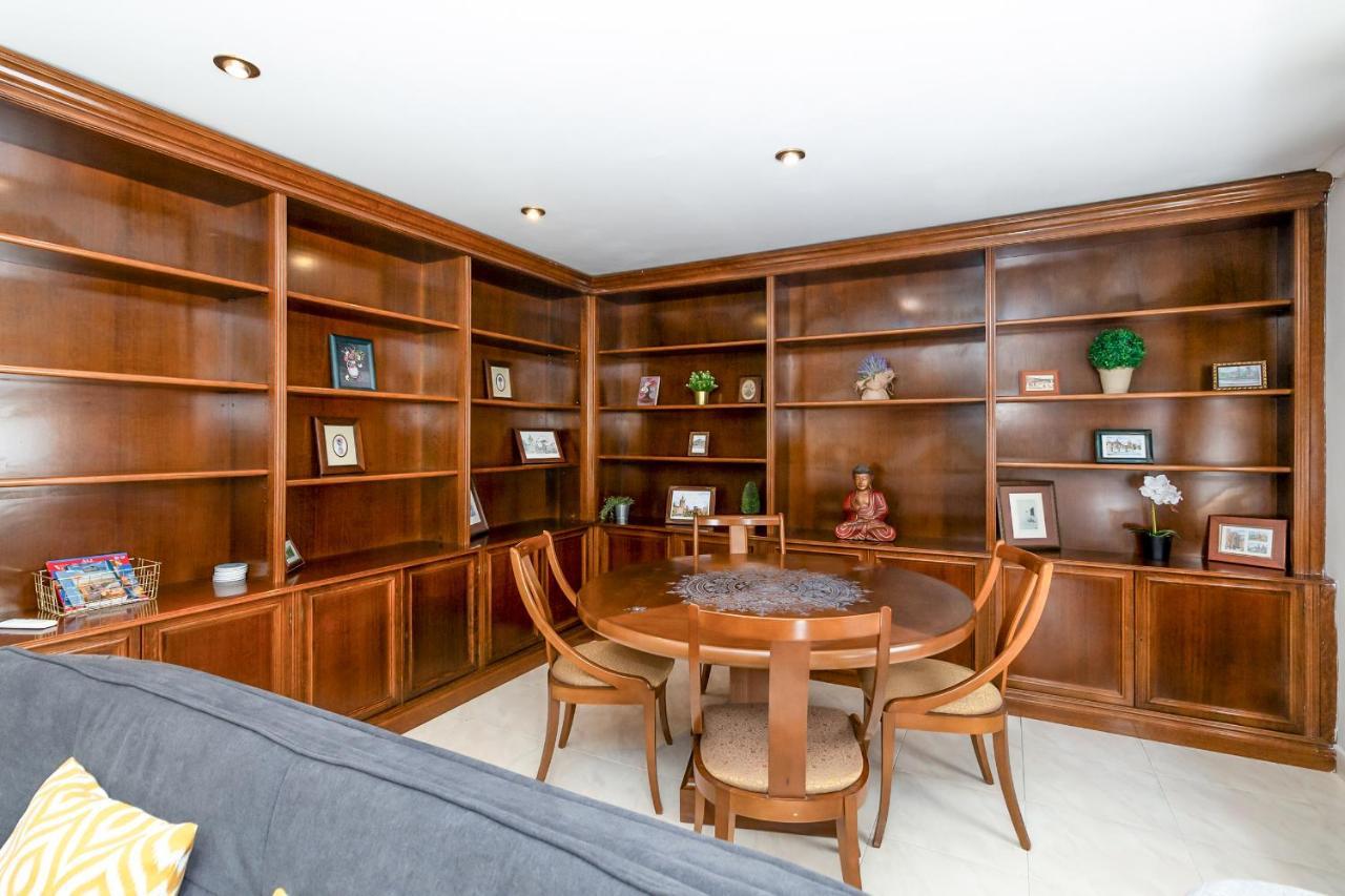 Maxwell House Valencia Apartment ภายนอก รูปภาพ