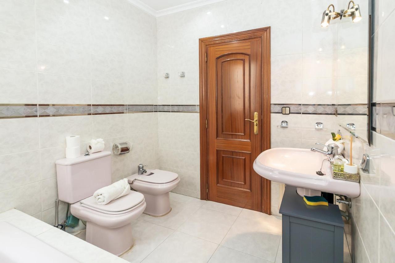 Maxwell House Valencia Apartment ภายนอก รูปภาพ