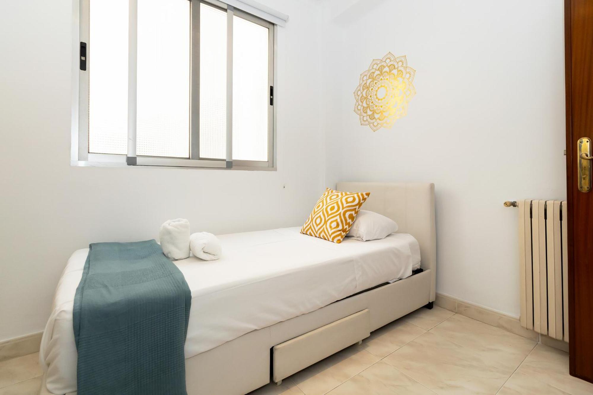 Maxwell House Valencia Apartment ภายนอก รูปภาพ